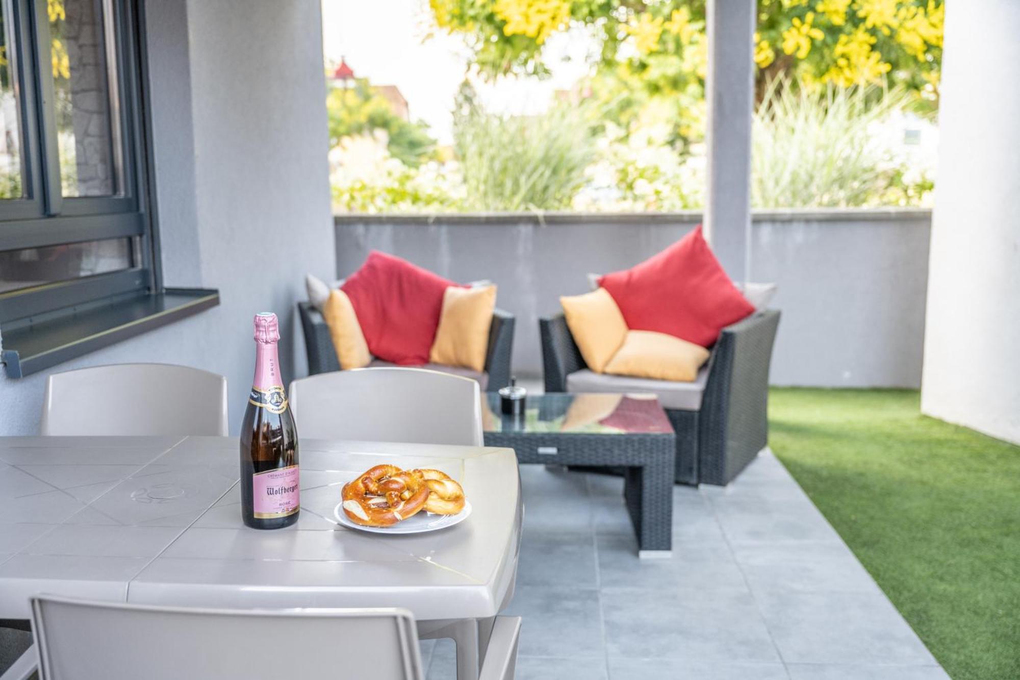 Le Refuge Des Sorciers Apartment Horbourg Exterior foto
