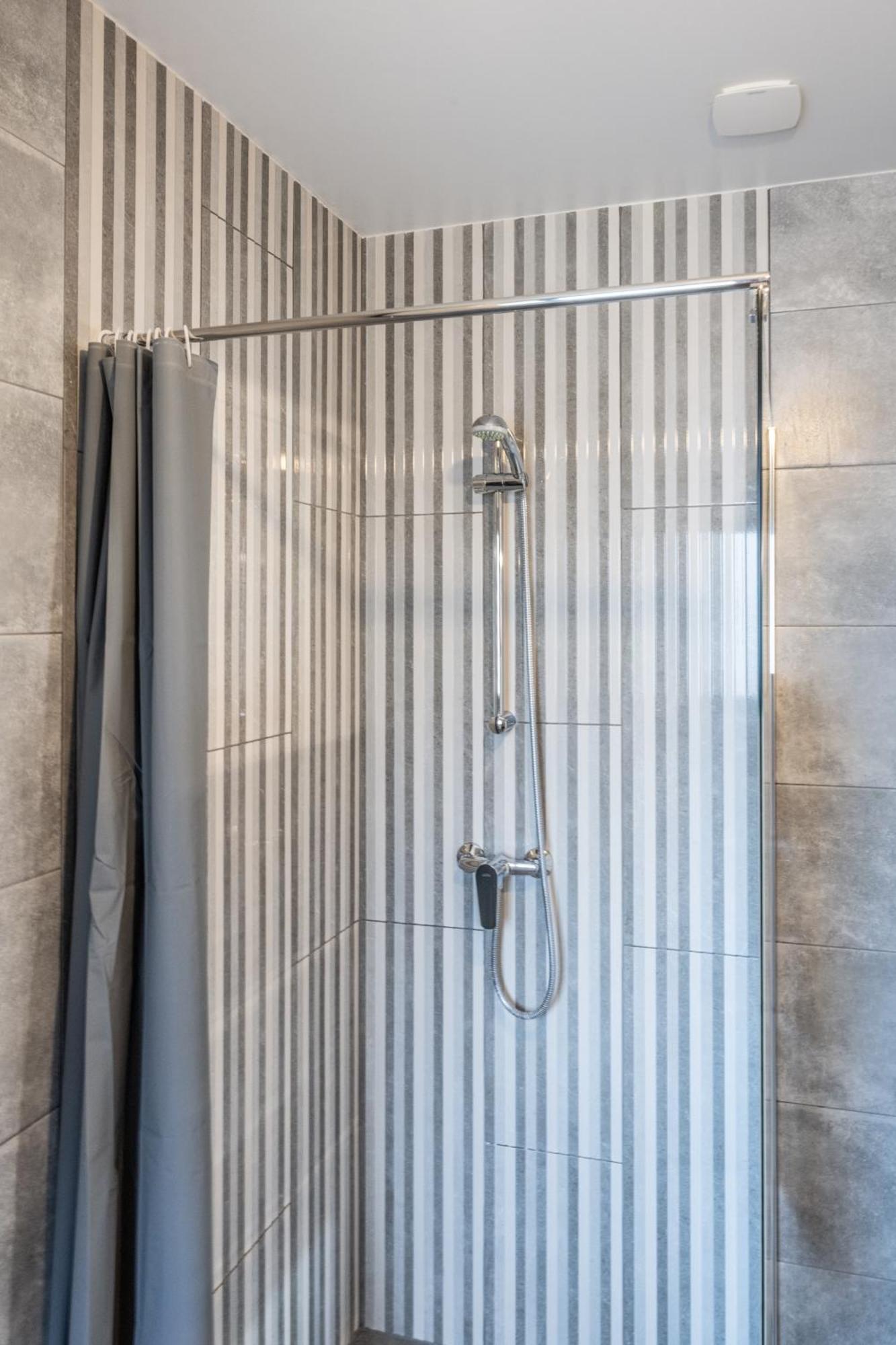 Le Refuge Des Sorciers Apartment Horbourg Exterior foto